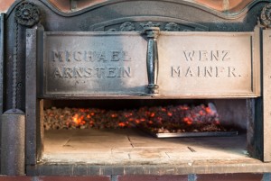 Der Backofen - hier gibt's die Leckereien (C) Christian Schmidt 2015